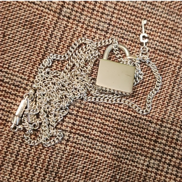 Necklace/keys to your ❤️ - Picture 2 of 7